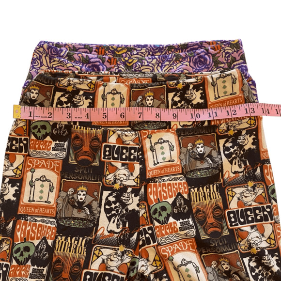 Lot of 2 Lularoe OS Disney Villains Evil Queen Hearts Cruella Leggings And Purpl - Picture 4 of 5